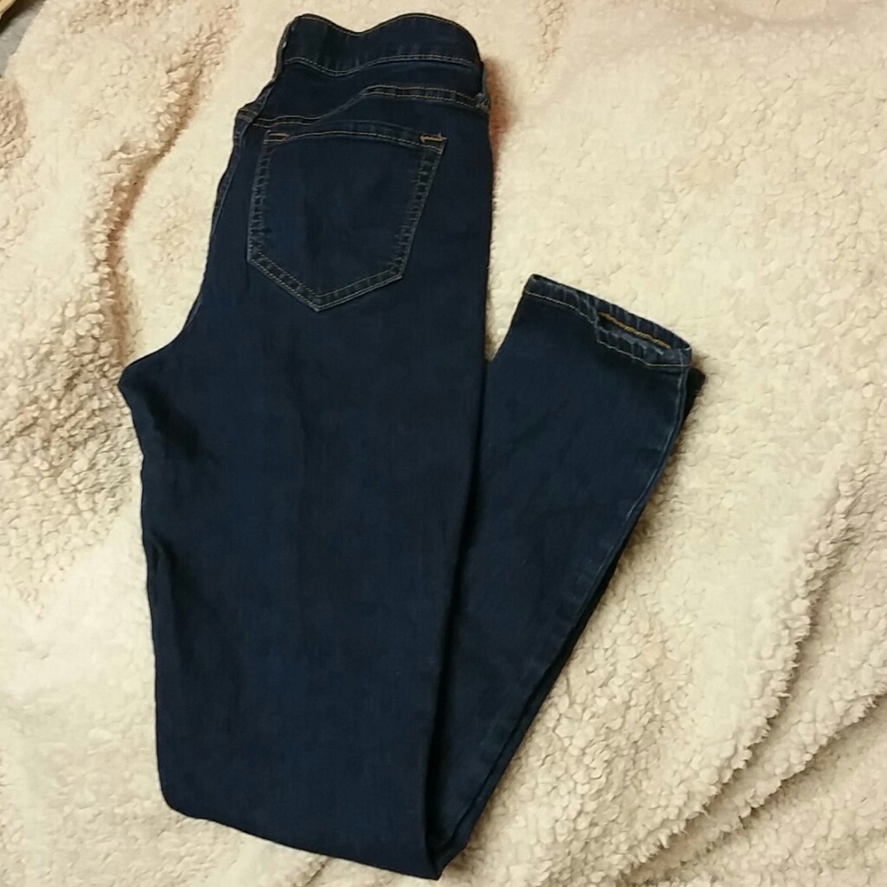 Old Navy dark wash Super Skinny